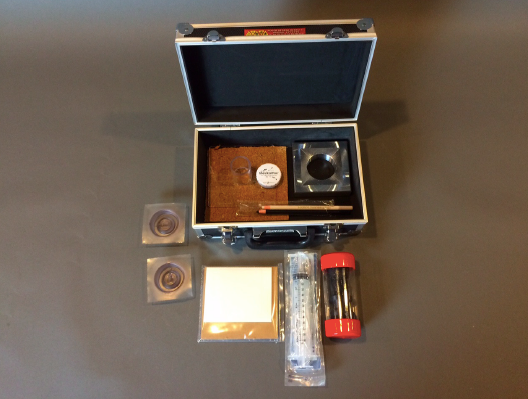 Hit Kit and packaging.