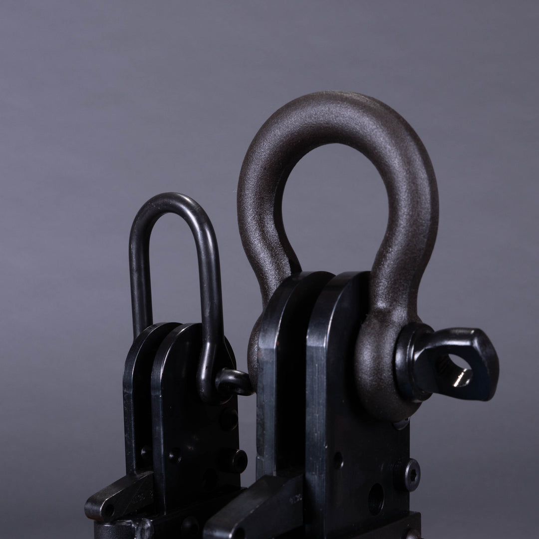 Shackles for Quick Release Latches