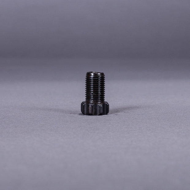 Small squib bolt for sweeney 